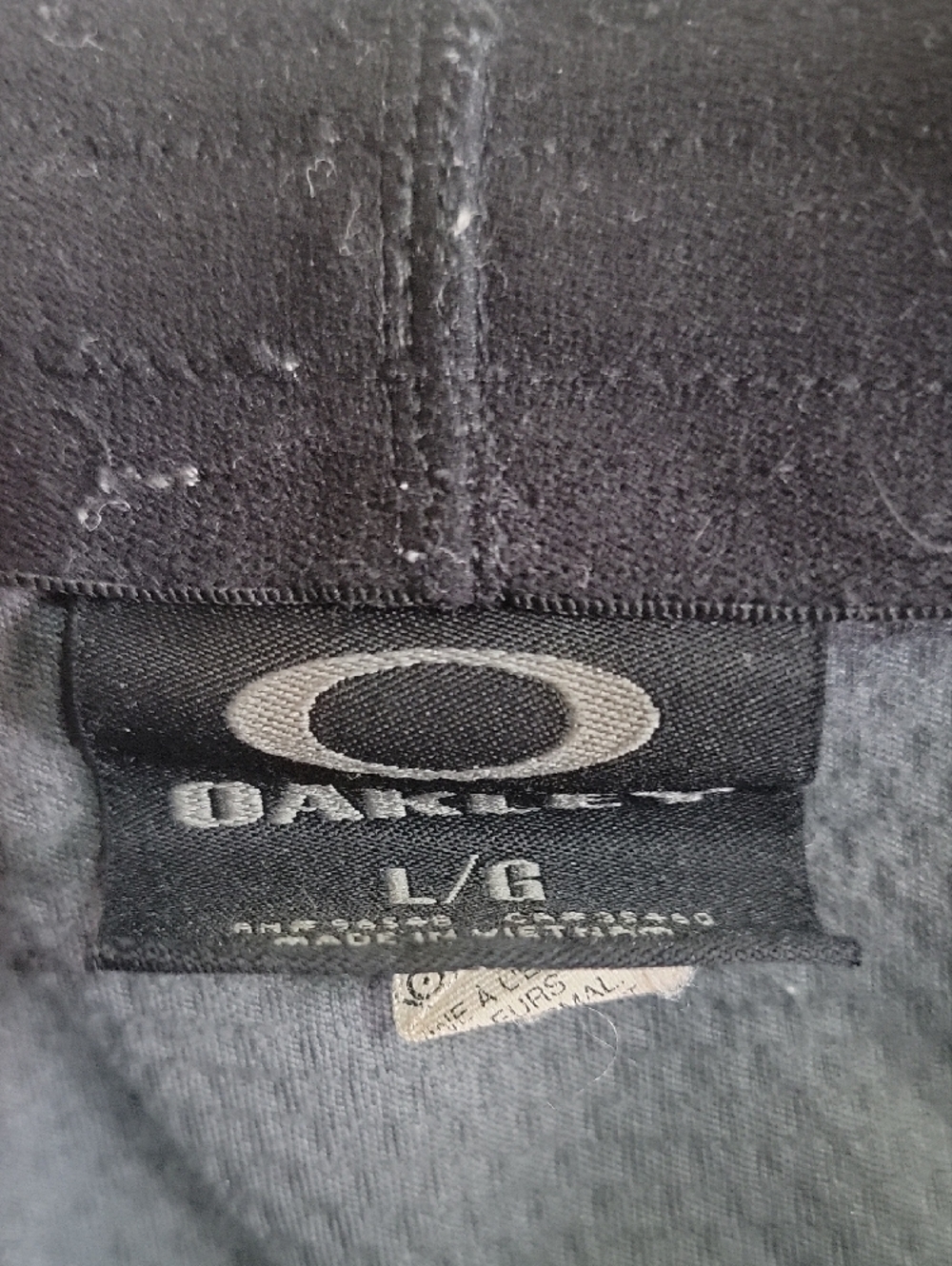Oakley Grey Performance Athletic Shorts with Dark Contrast Waistband - Picture 7 of 7